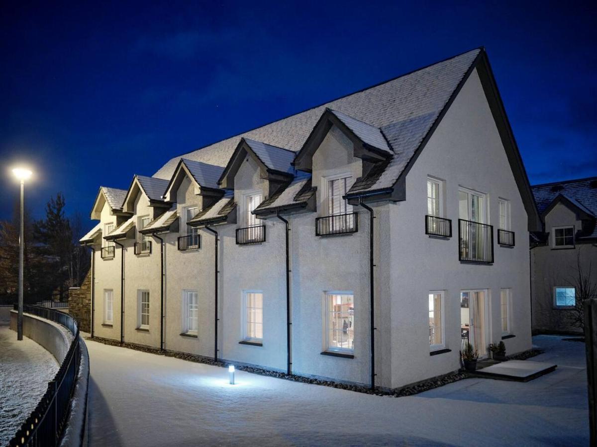 The Steadings, Aviemore Luxury 5 Star Rated 3 Bed With Home Cinema Garden And Parking מראה חיצוני תמונה