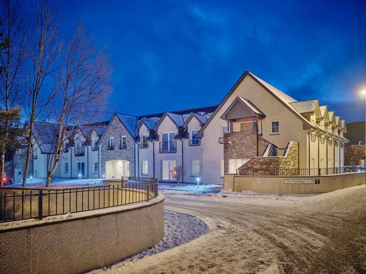 The Steadings, Aviemore Luxury 5 Star Rated 3 Bed With Home Cinema Garden And Parking מראה חיצוני תמונה